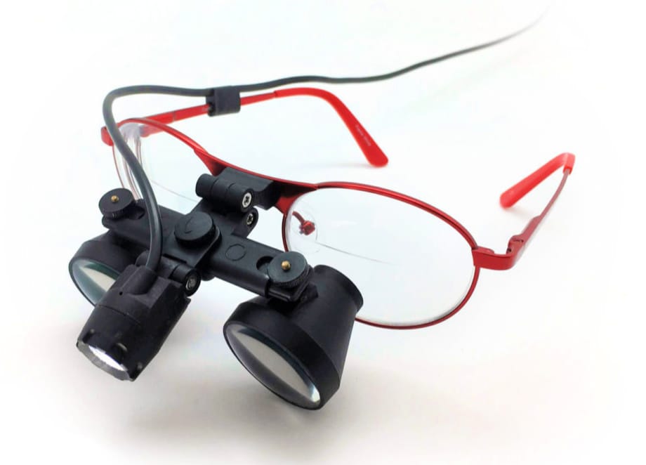 CraftOptic glasses enable you to see small mesh canvas with ease.